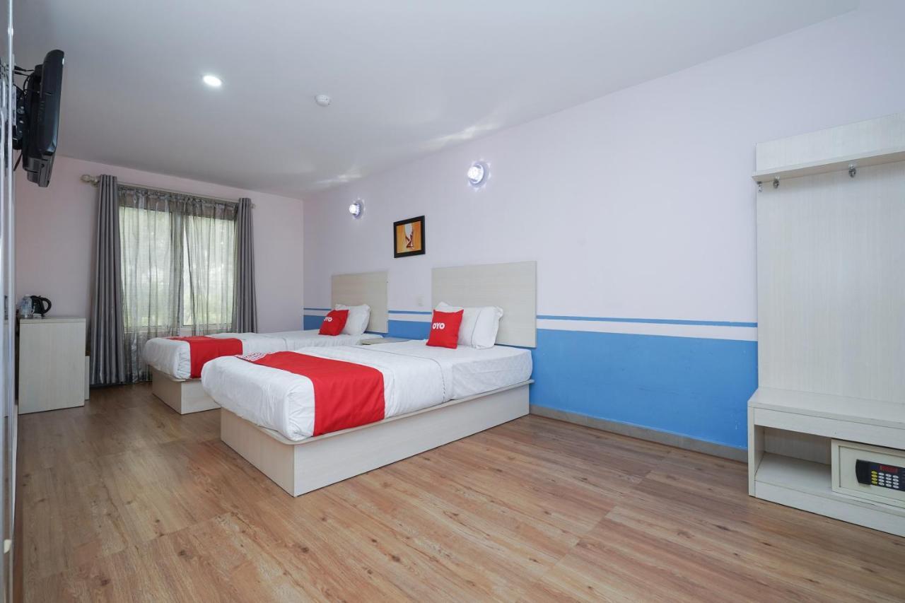 Capital O 89919 Hotel Hari Hari Куала-Лумпур Экстерьер фото
